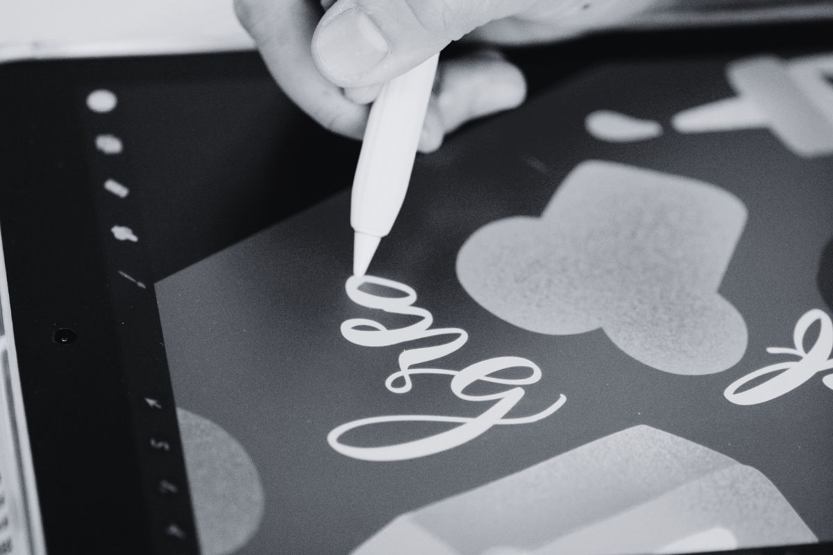 HXDCML graphic design hours HXDCML graphic design hours